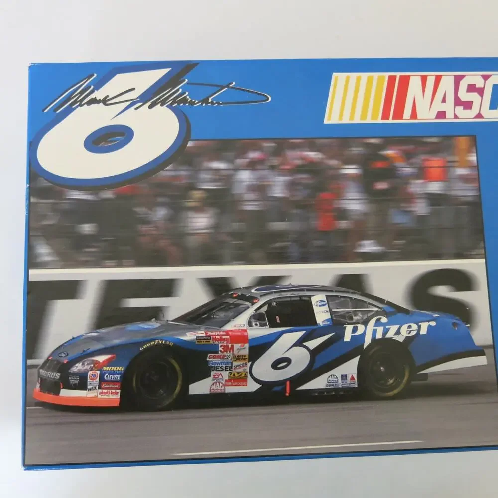NASCAR Pfizer Racing Mark Martin #6 NEW Puzzle 100 Pieces Vintage 2001 Toy Game
